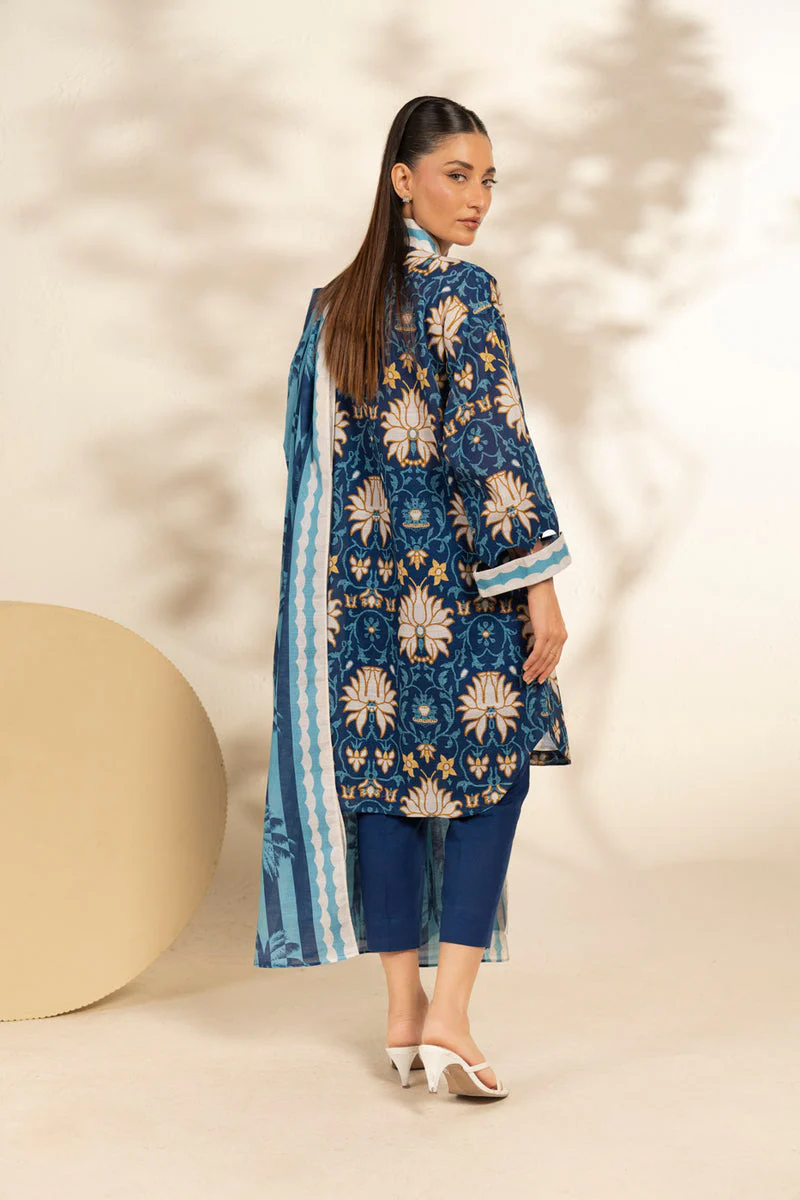 Al Karam Stitched Khaddar 3 Piece FW-175-25-1 Dark Blue J(18) - Image 4