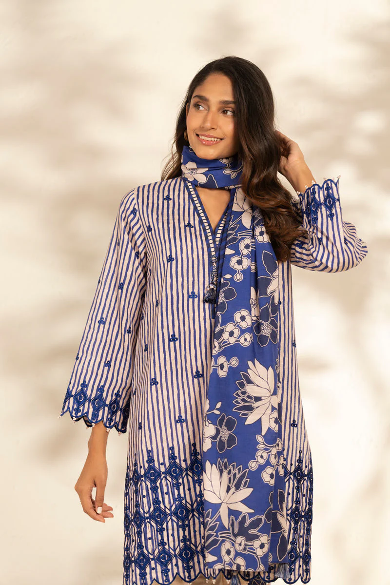 Al Karam Stitched Khaddar 3 Piece FW-99-25-1 Blue J(11) - Image 2