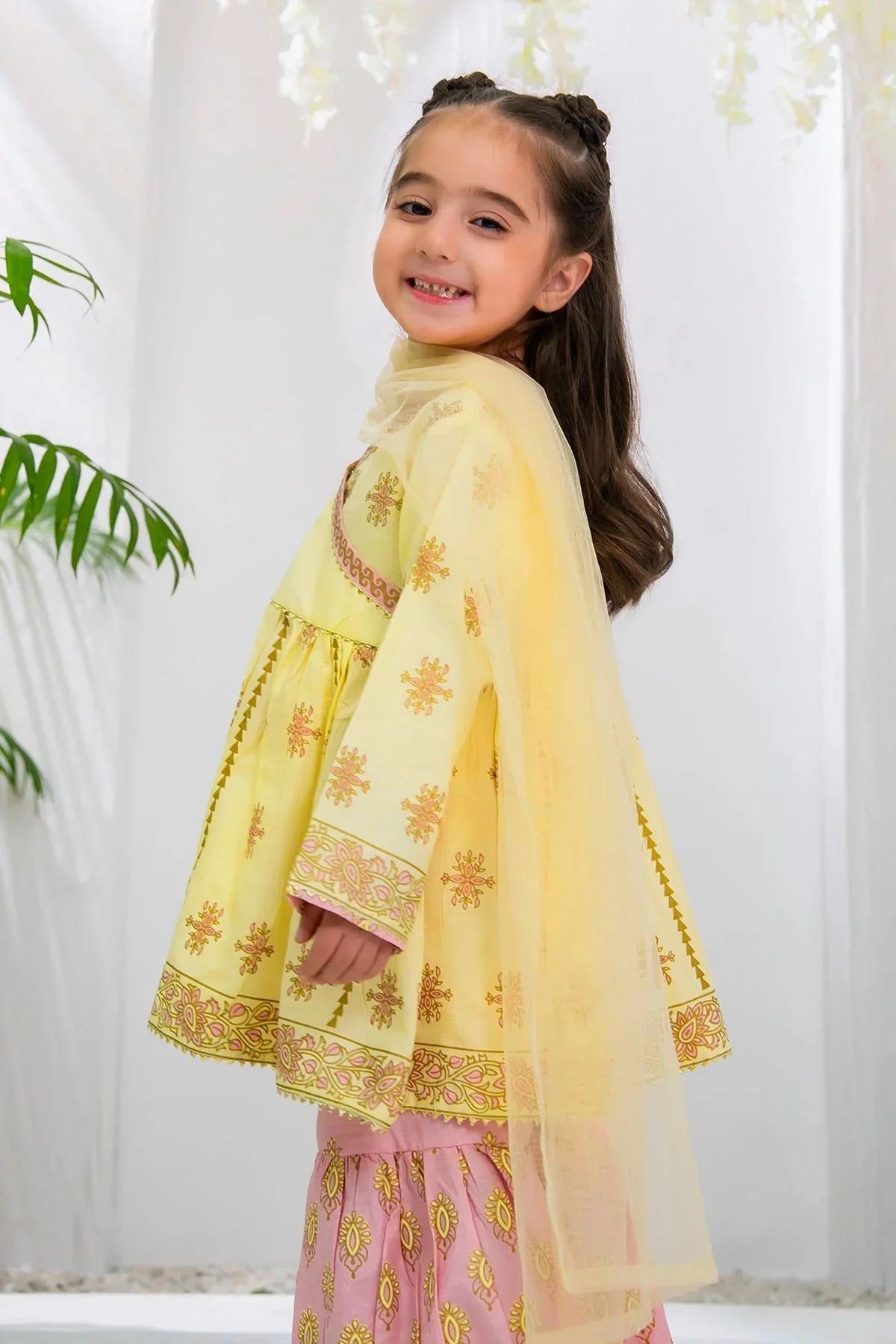 Girls Festive 3 Piece INRJ 17 J(155&154) - Image 3