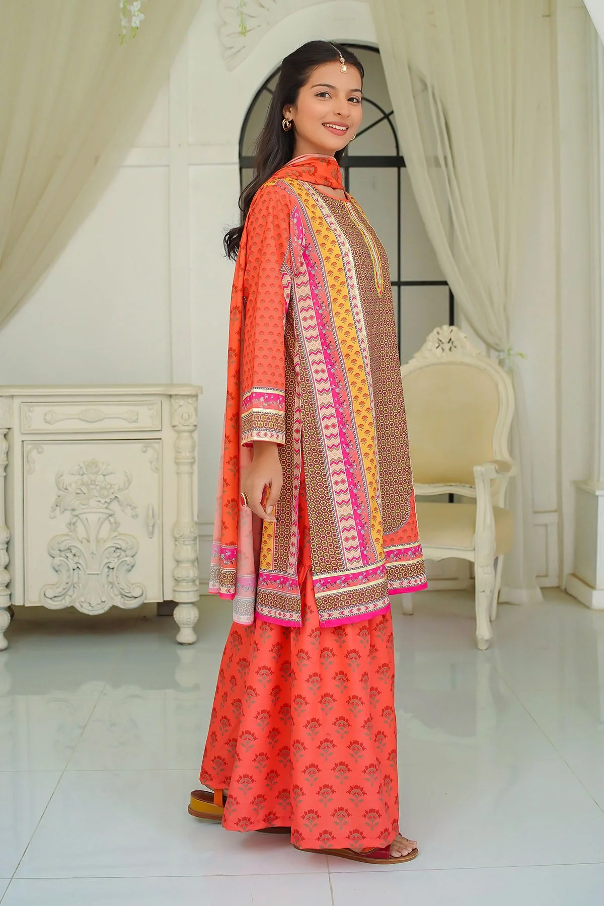Girls Stitched 3 Piece CORF 14 - Image 4
