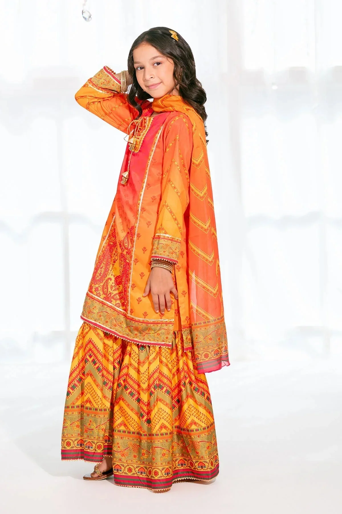Girls Stitched 3 Piece CORF 34 - Image 4