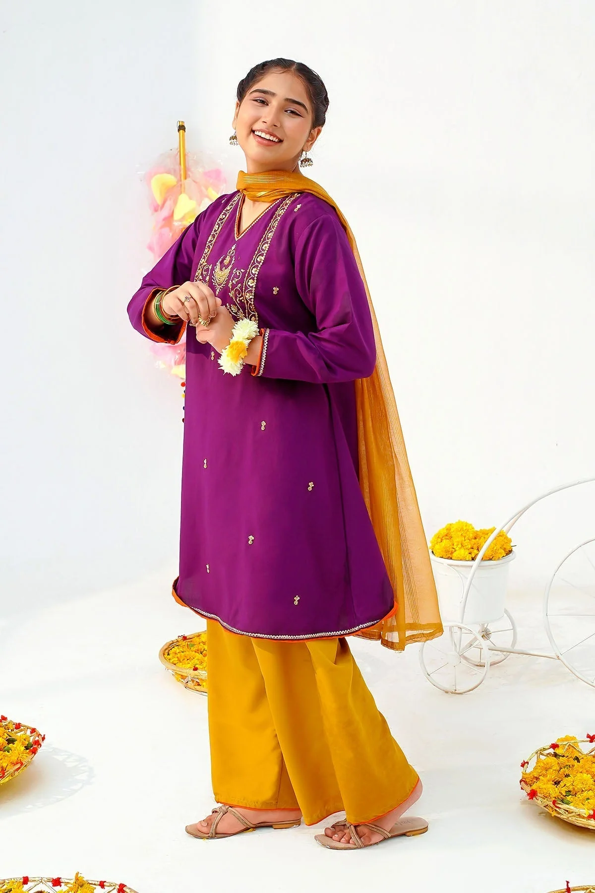 Girls Stitched 3 Piece MHD 17 - Image 3