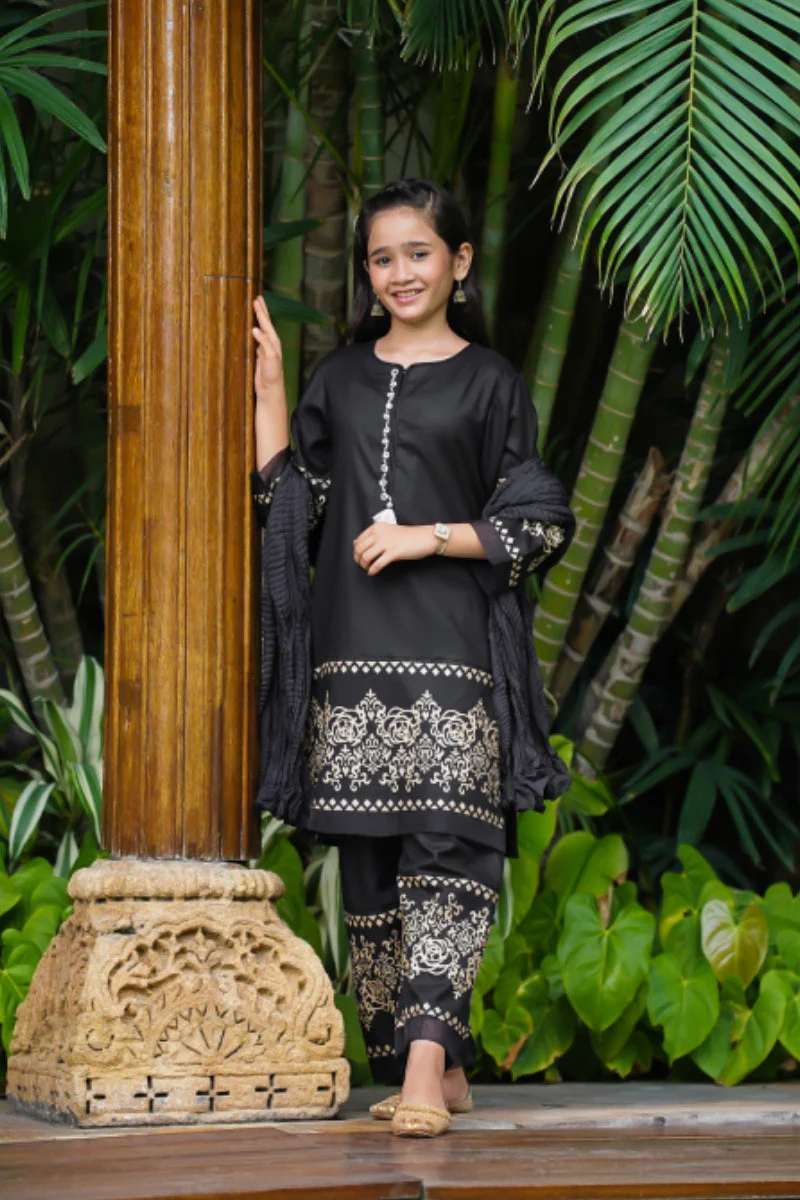 Girls Stitched 3 Piece PC 36 - Image 4