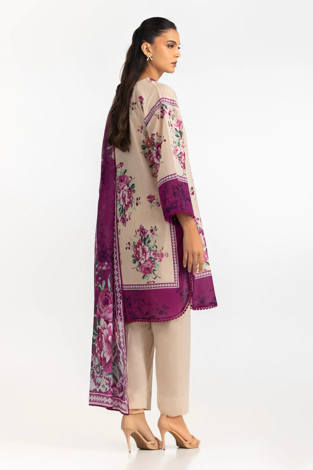 Gul Ahmed Stitched Lawn 3 Piece CL#62137 J(37) Y(4) - Image 5