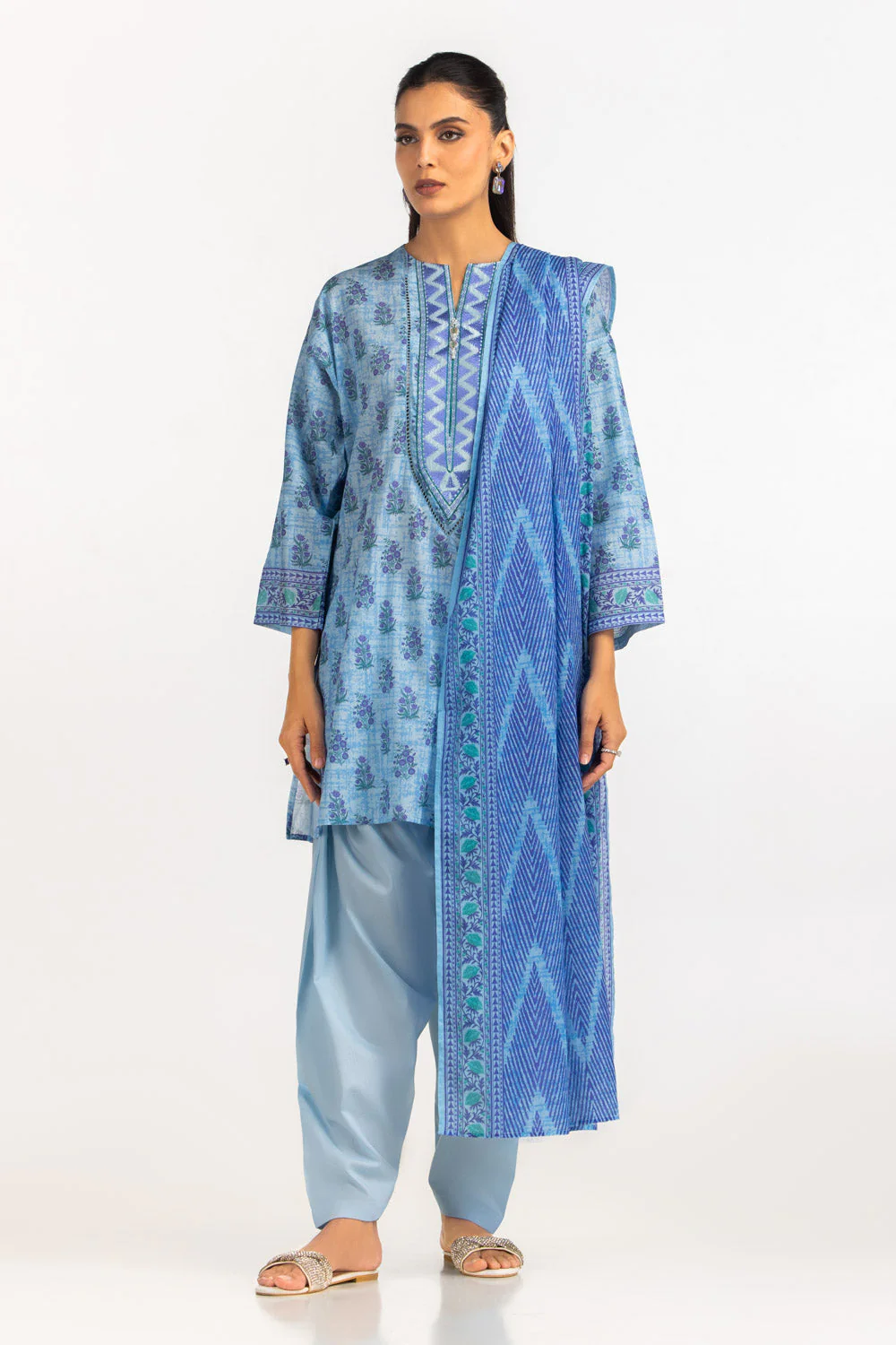 Gul Ahmed Stitched Lawn 3 Piece CL#62157 J(47&48) y(13)