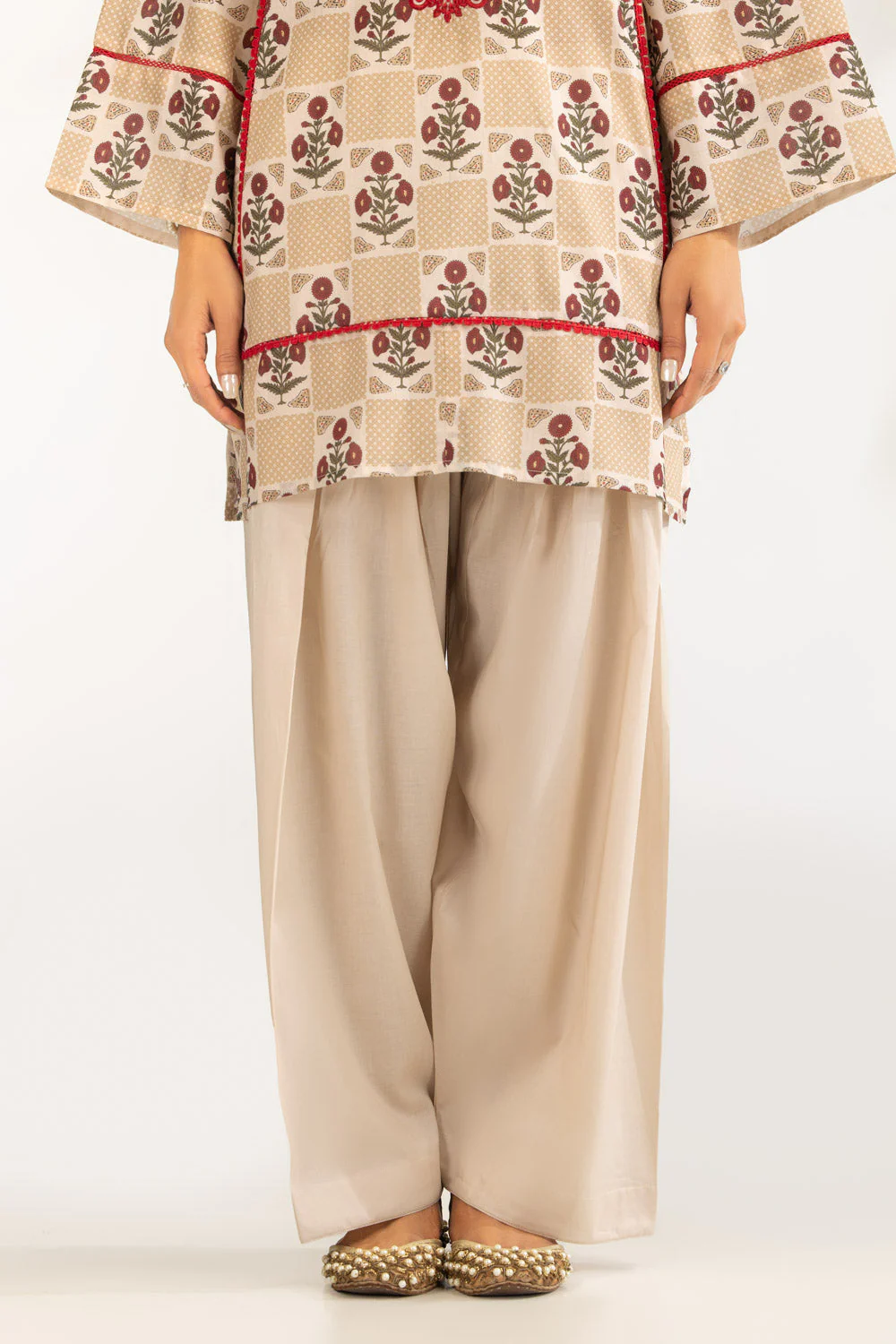 Gul Ahmed Stitched Lawn 3 Piece CL#62163 J(34&35) Y(3) - Image 5