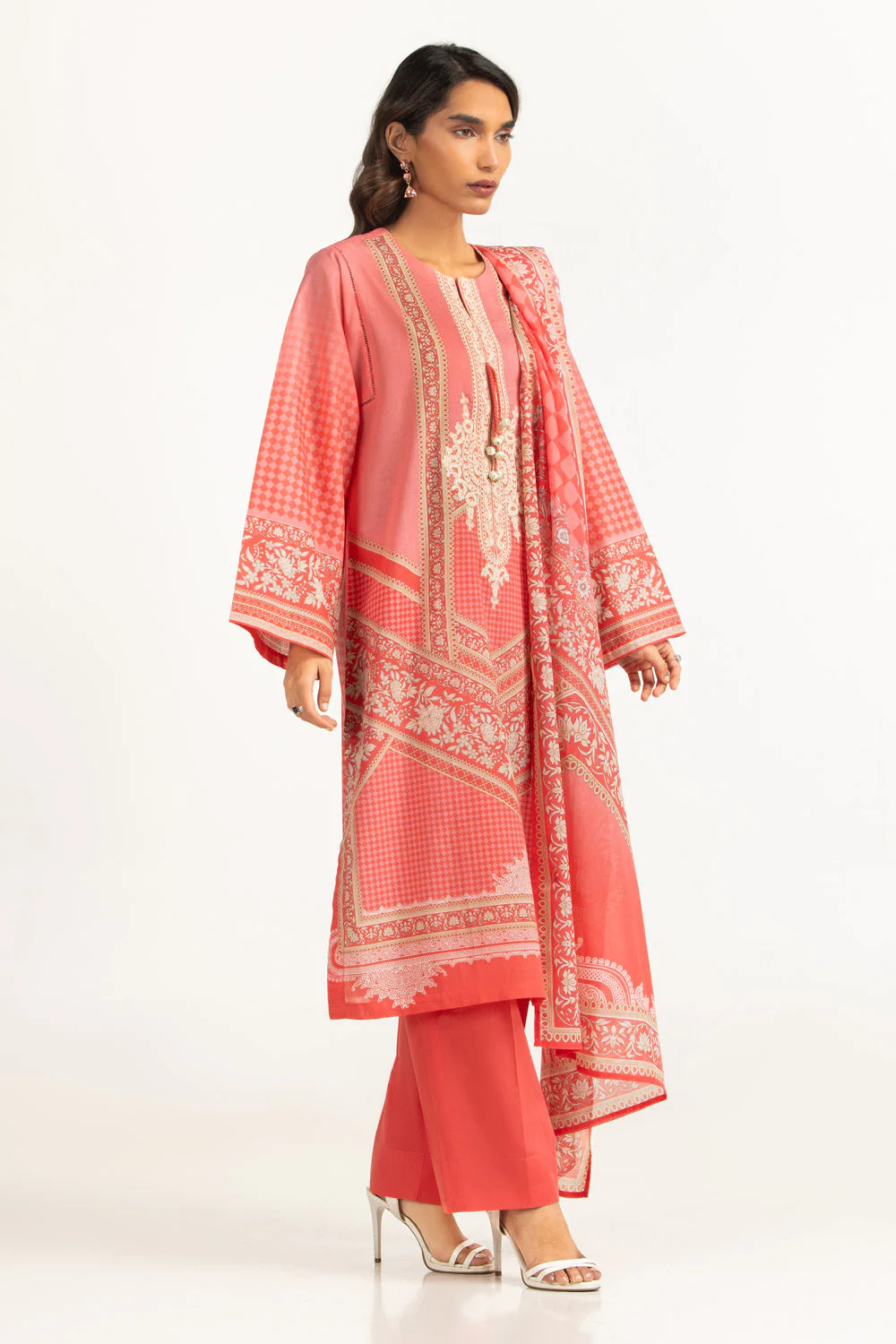 Gul Ahmed Stitched Lawn 3 Piece CL#62202 J(49) NY (42) - Image 4