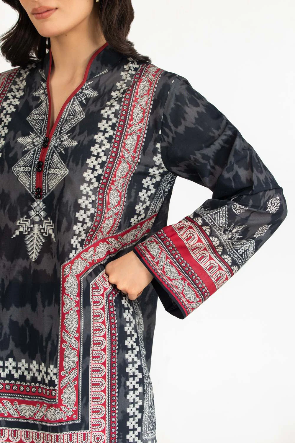Gul Ahmed Stitched Lawn 3 Piece CL#62229 J(55) NY(47) - Image 5