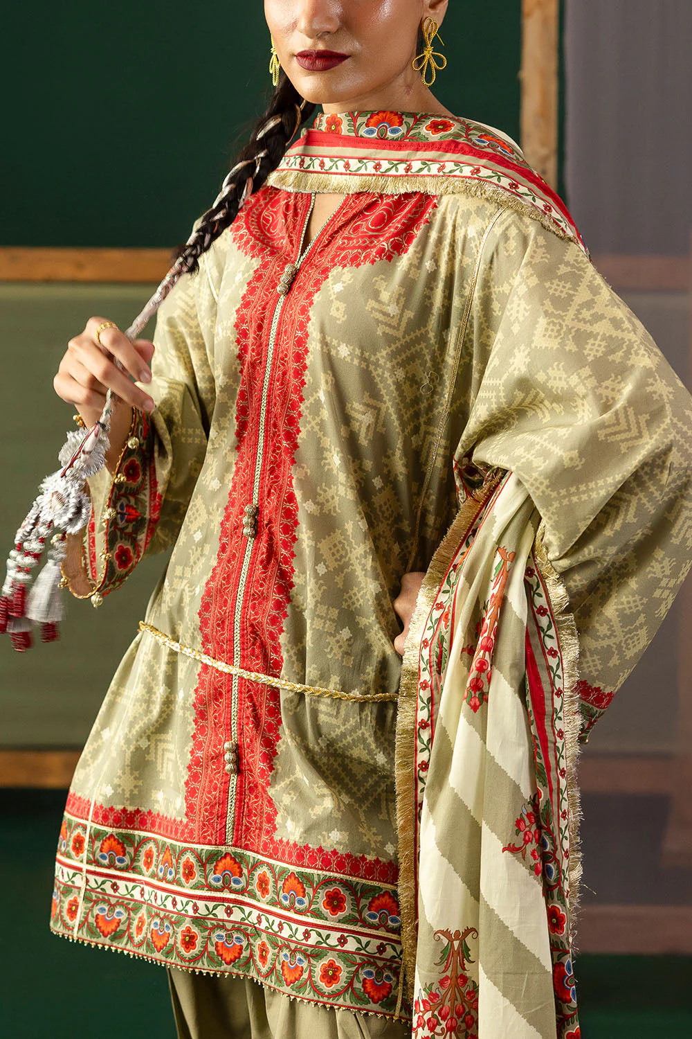 Gul Ahmed Stitched Lawn 3 Piece CL#62295 J(49) NY 61 - Image 6