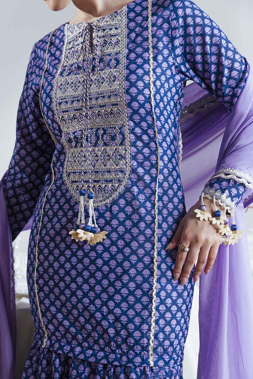 Gul Ahmed Festive 3 Piece FE-52063 J(20)
