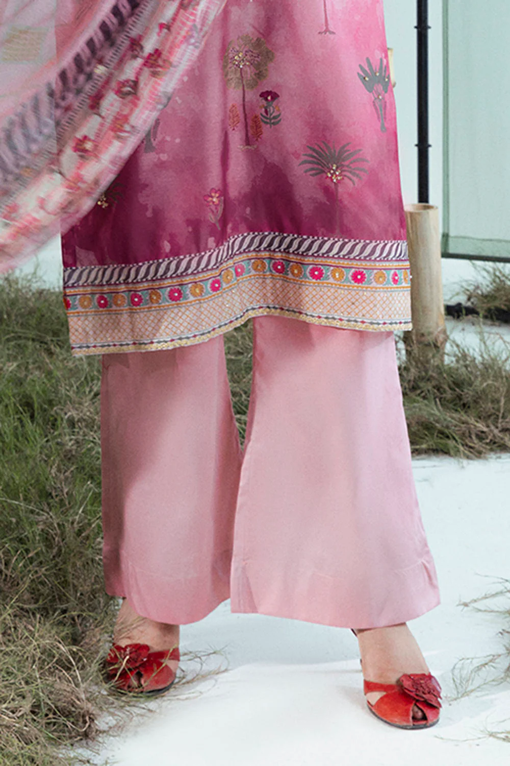 Gul Ahmed Festive 3 Piece FE-52072 Y-A1 - Image 4