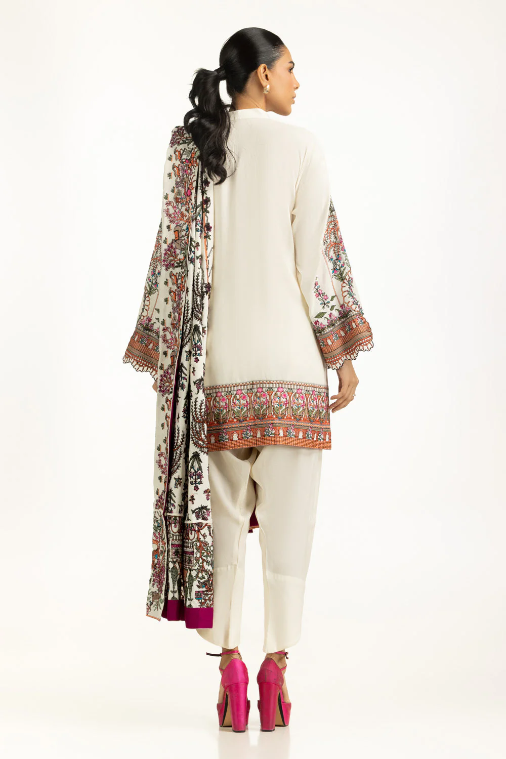 Gul Ahmed Festive 3 Piece IUSTKSD-1074 J(16) (y-150) - Image 5