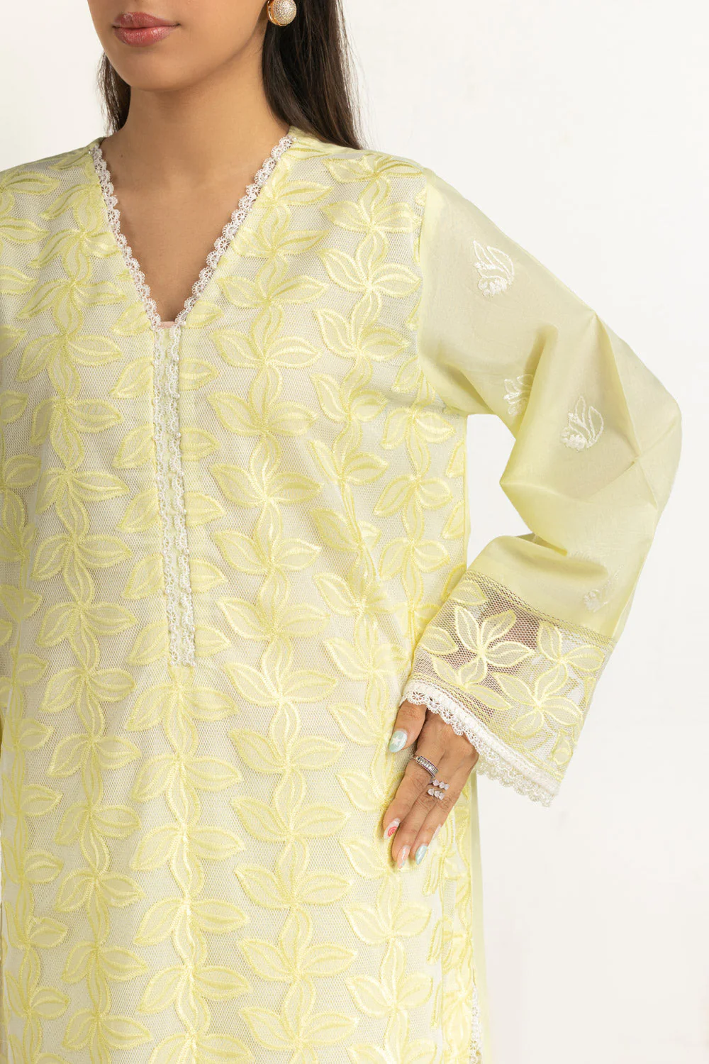 Gul Ahmed Festive 3 Piece IUSTKSD-1086 J(22) y31 - Image 6