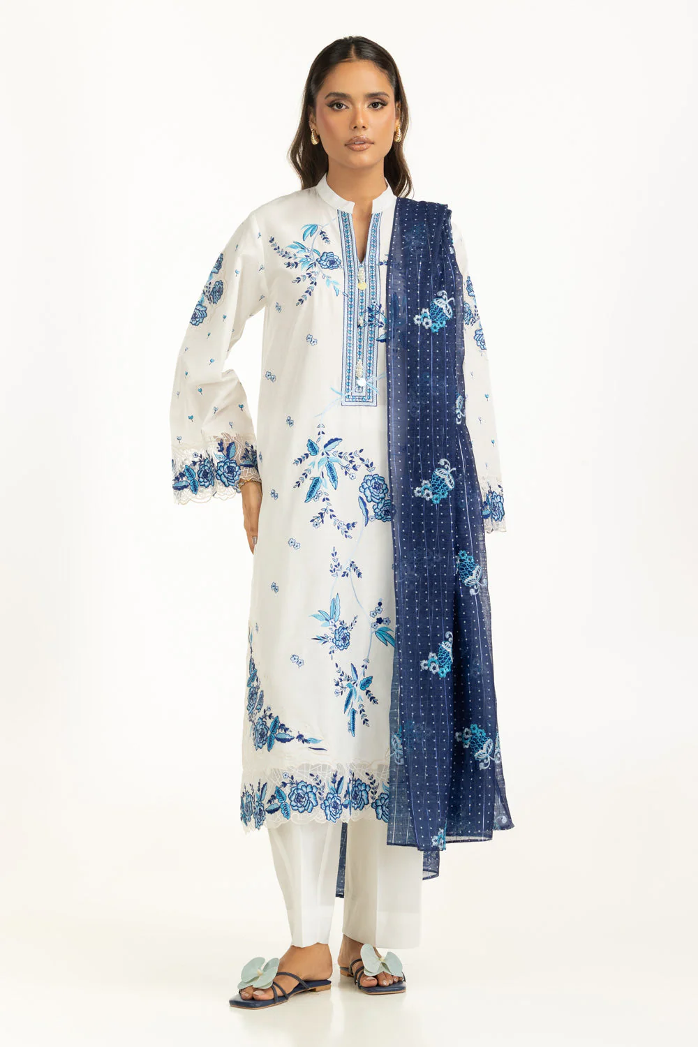 Gul Ahmed Festive 3 Piece IUSTKSD-1089 J(21)