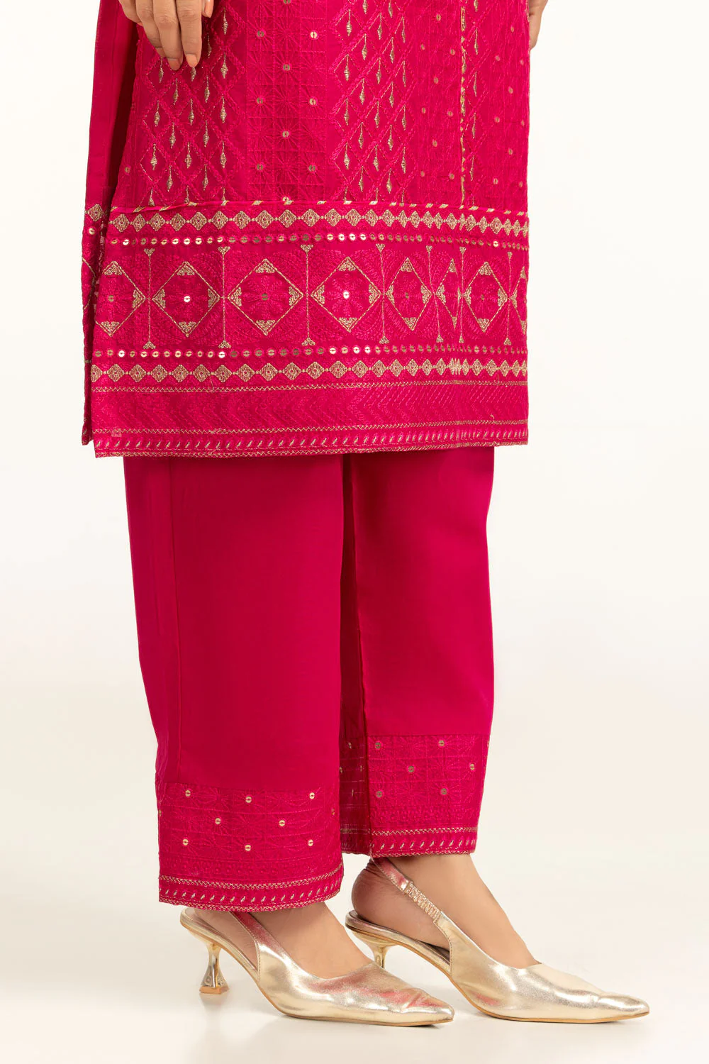 Gul Ahmed Festive 3 Piece IUSTKSD-2027 J(155) - Image 3