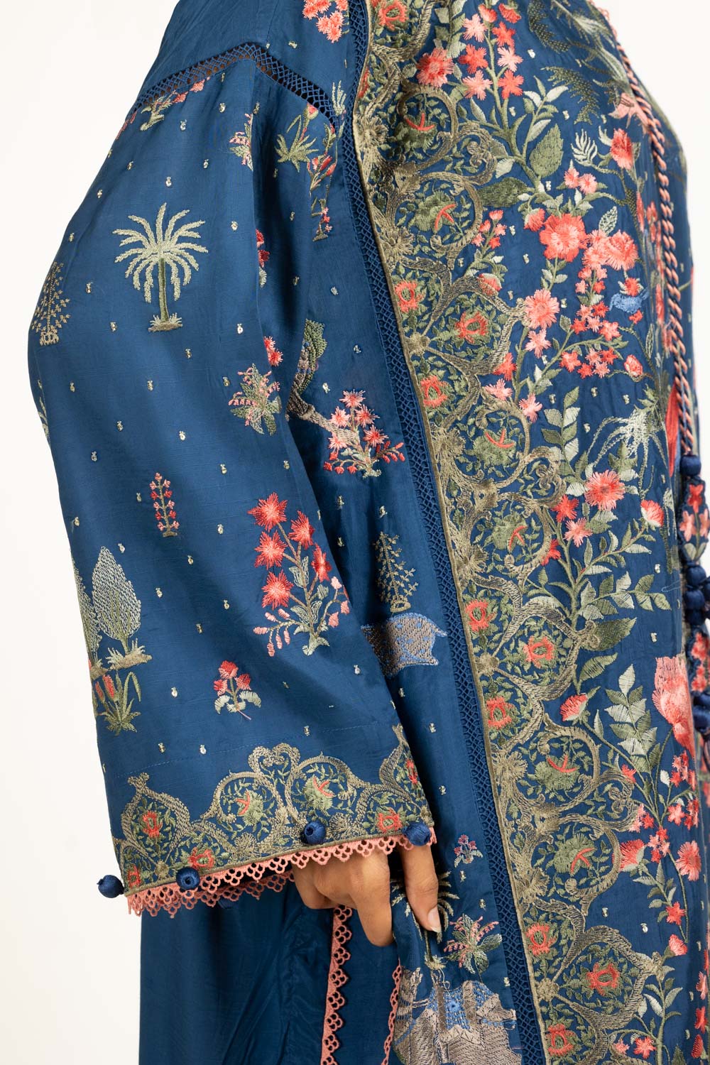 Gul Ahmed Festive 3 Piece IUSTKSD-622 J(29) - Image 4