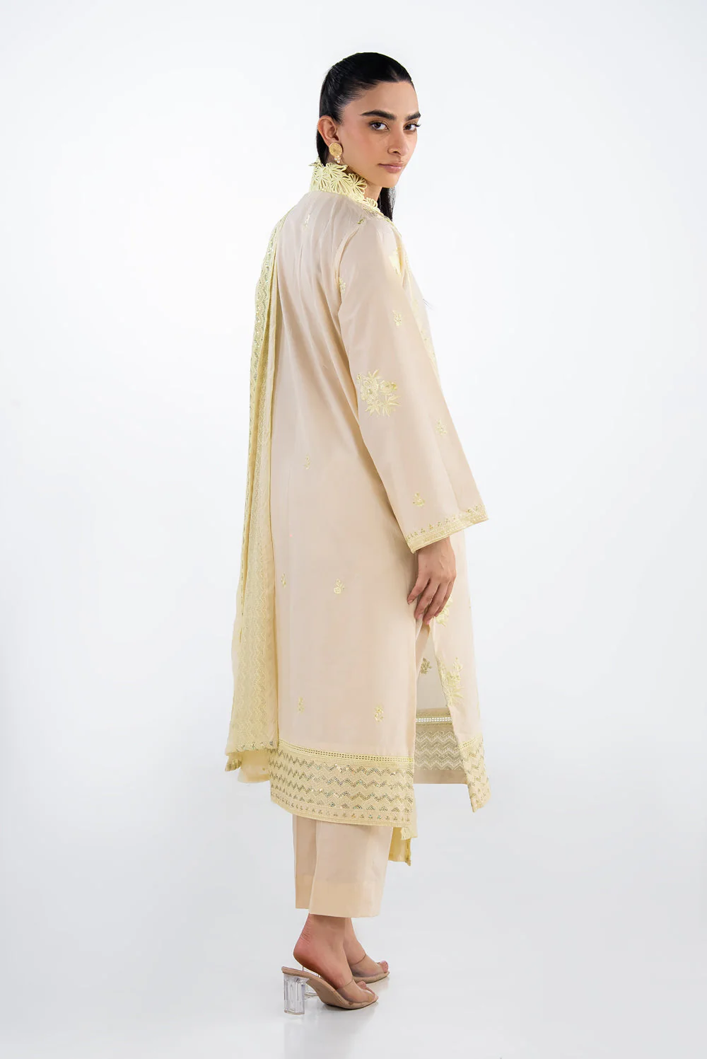 Gul Ahmed Stitched Embroidered 3 Piece IUSTKSD-2298 J(52) Y (46) - Image 6