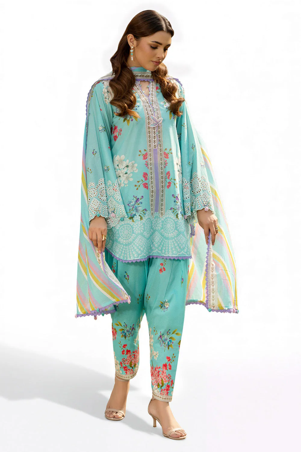 Gul Ahmed Lawn 3 Piece CL-62045 J(15) y-26
