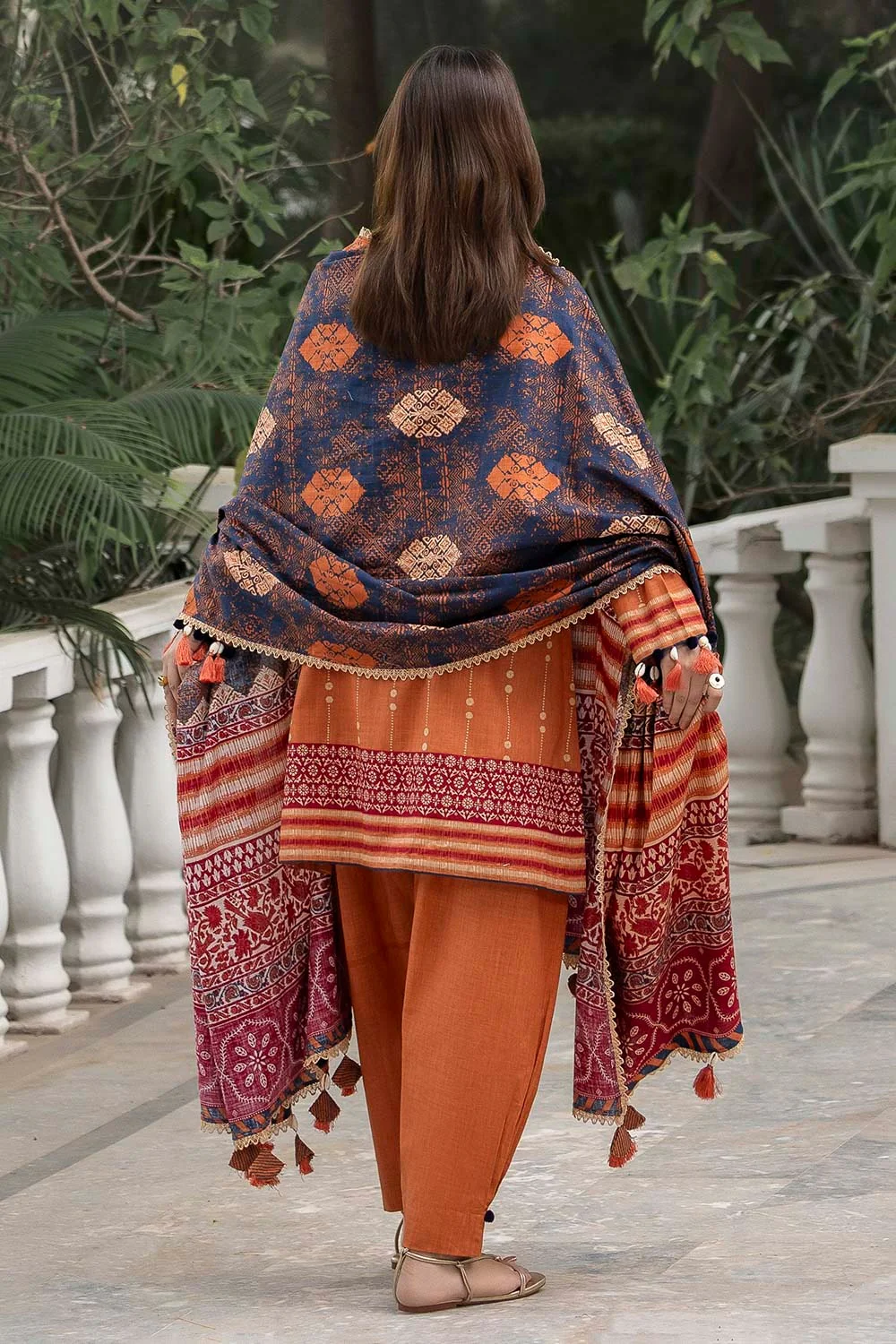Gul Ahmed Stitched 3 Piece Khaddar K-52038 J(74) - Image 5