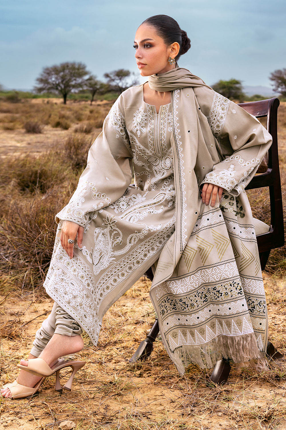 Gul Ahmed Stitched 3 Piece Pashmina AP-52003 J(81) Y-18 - Image 3