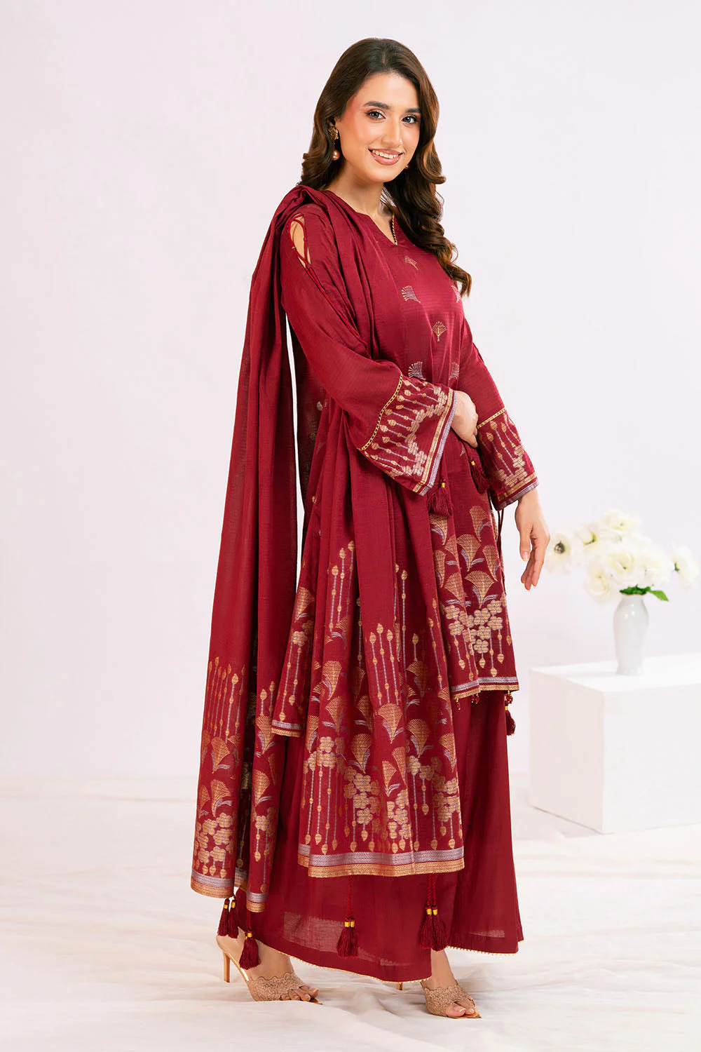 Gul Ahmed Stitched Jacquard 3 Piece MJ#52031 J(73) Y(8) - Image 3