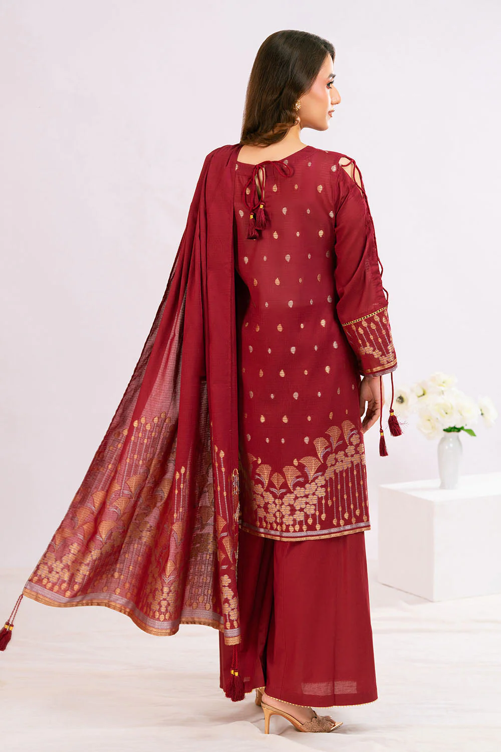 Gul Ahmed Stitched Jacquard 3 Piece MJ#52031 J(73) Y(8) - Image 4