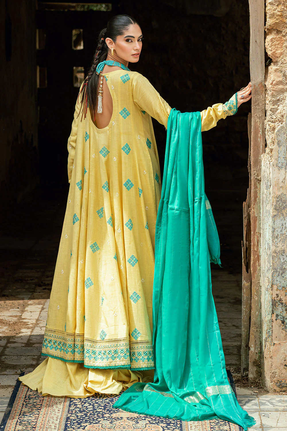 Gul Ahmed Stitched Pashmina 3 Piece AP#52018 J(70&71) Y-22 - Image 4