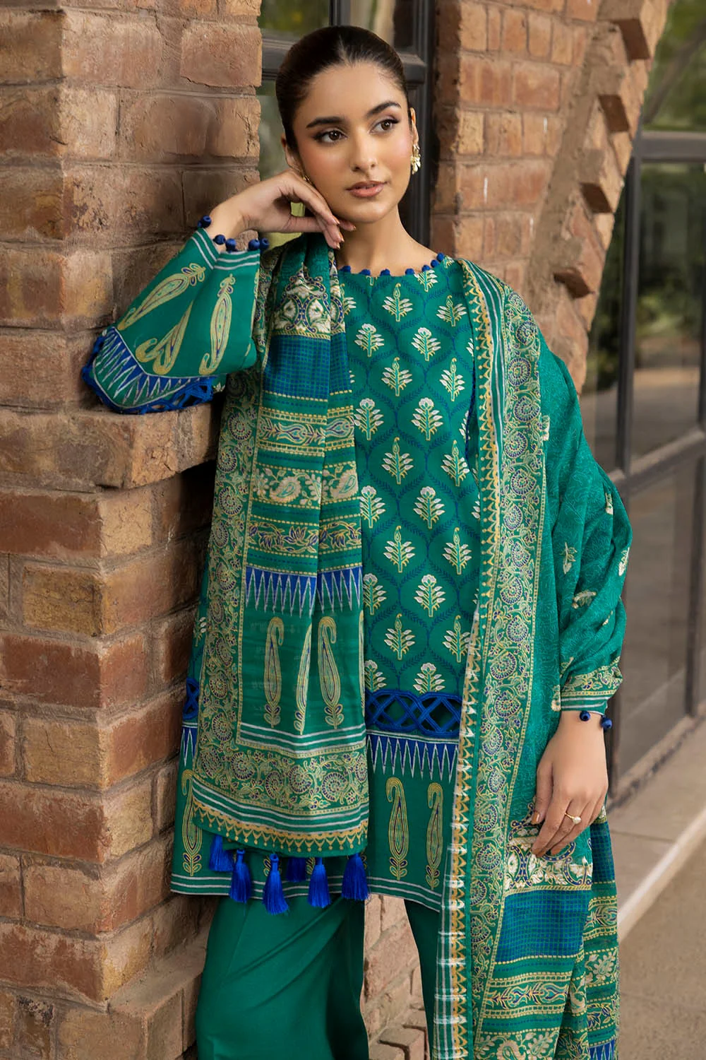 Gul Ahmed Unstitched Khaddar 3 Piece K#52080 - Image 3