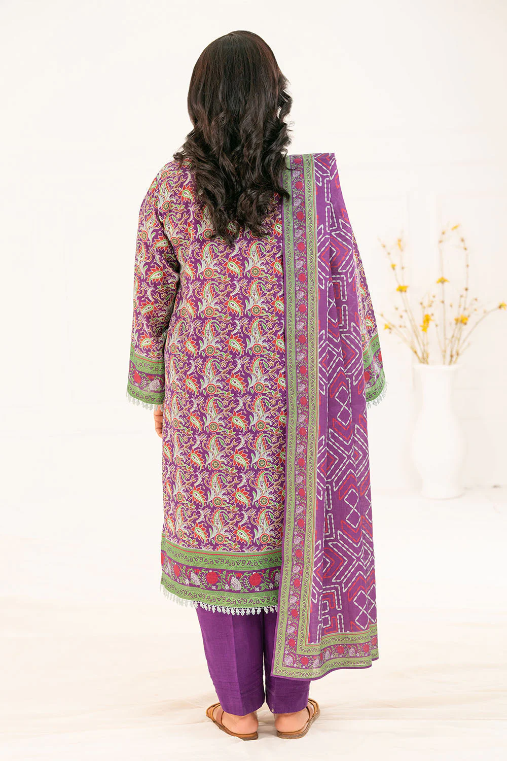 Gul Ahmed Unstitched Khaddar 3 Piece K#52112 - Image 4