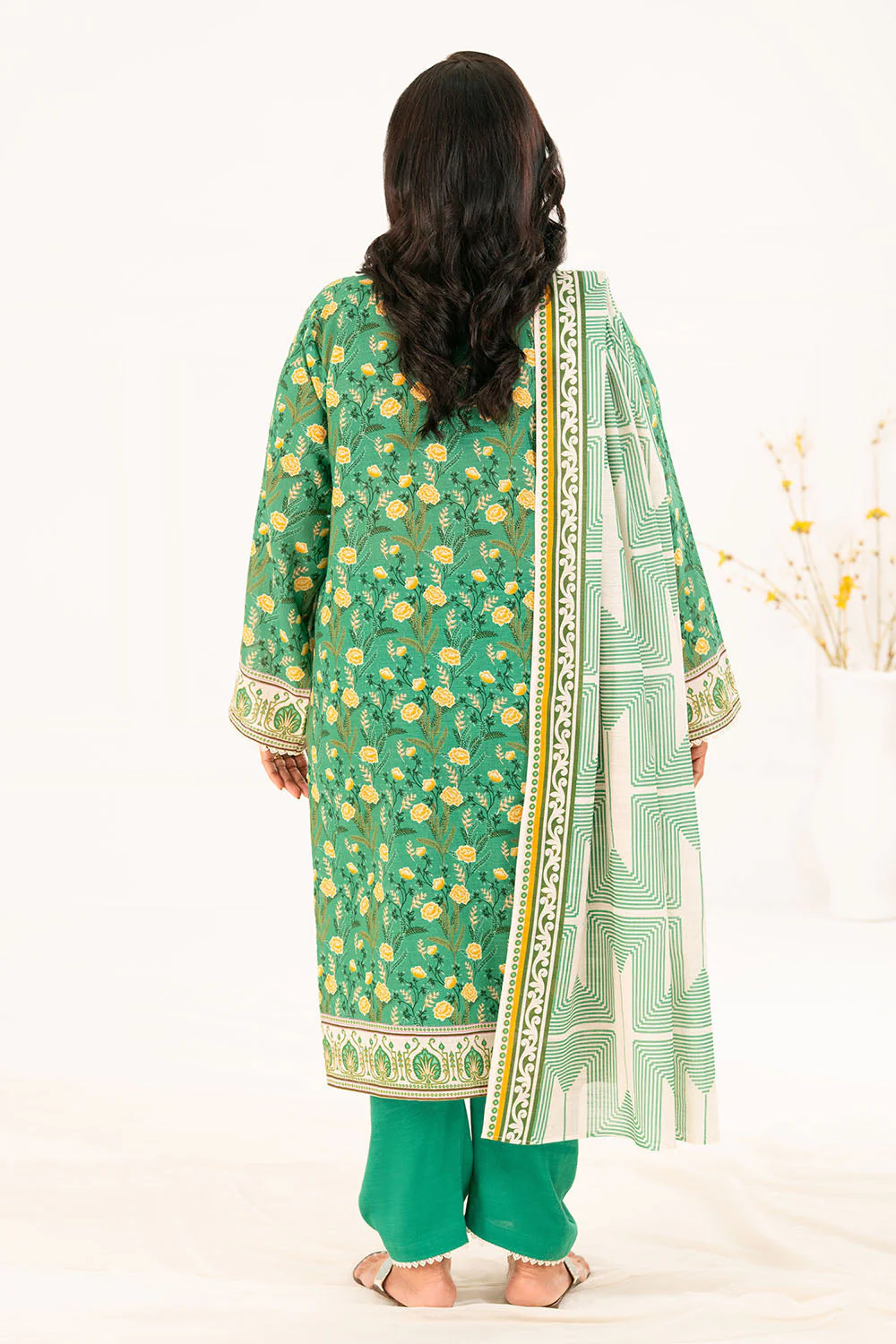 Gul Ahmed Unstitched Khaddar 3 Piece K#52115 - Image 4
