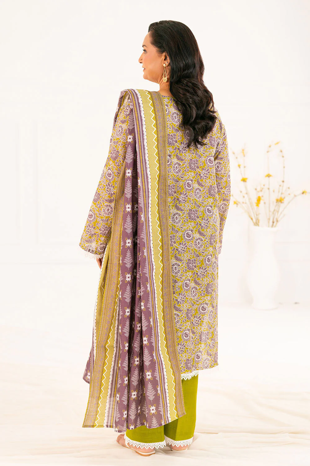 Gul Ahmed Unstitched Khaddar 3 Piece K#52116 - Image 4