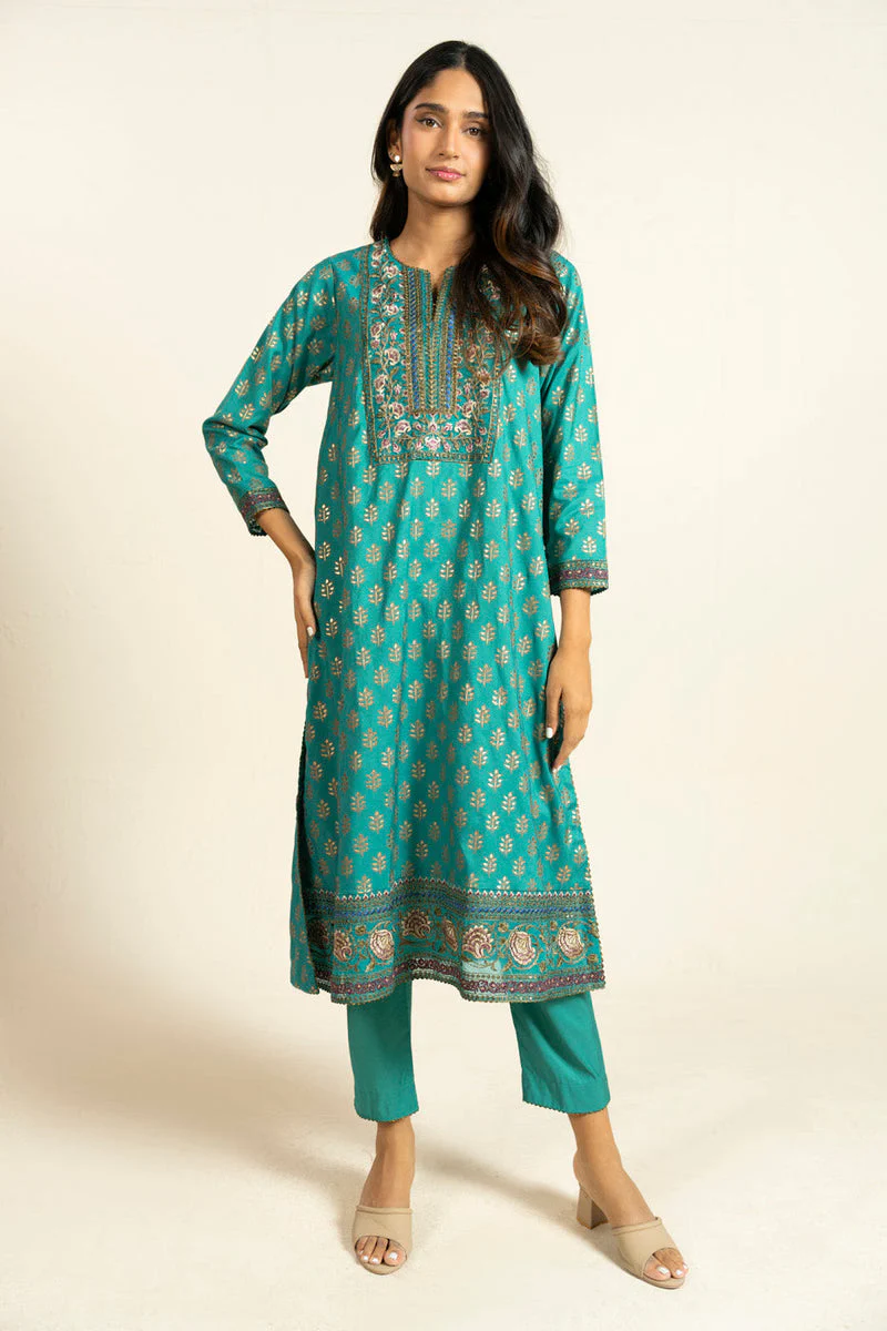 Al Karam Stitched Festive LPE58-8-3P25 J(127) - Image 3