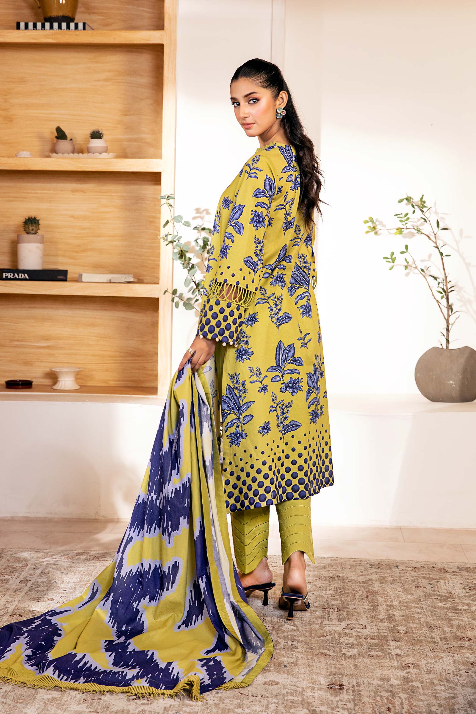 Maria B Stitched Lawn 3 Piece 2026 01 J(95) - Image 4