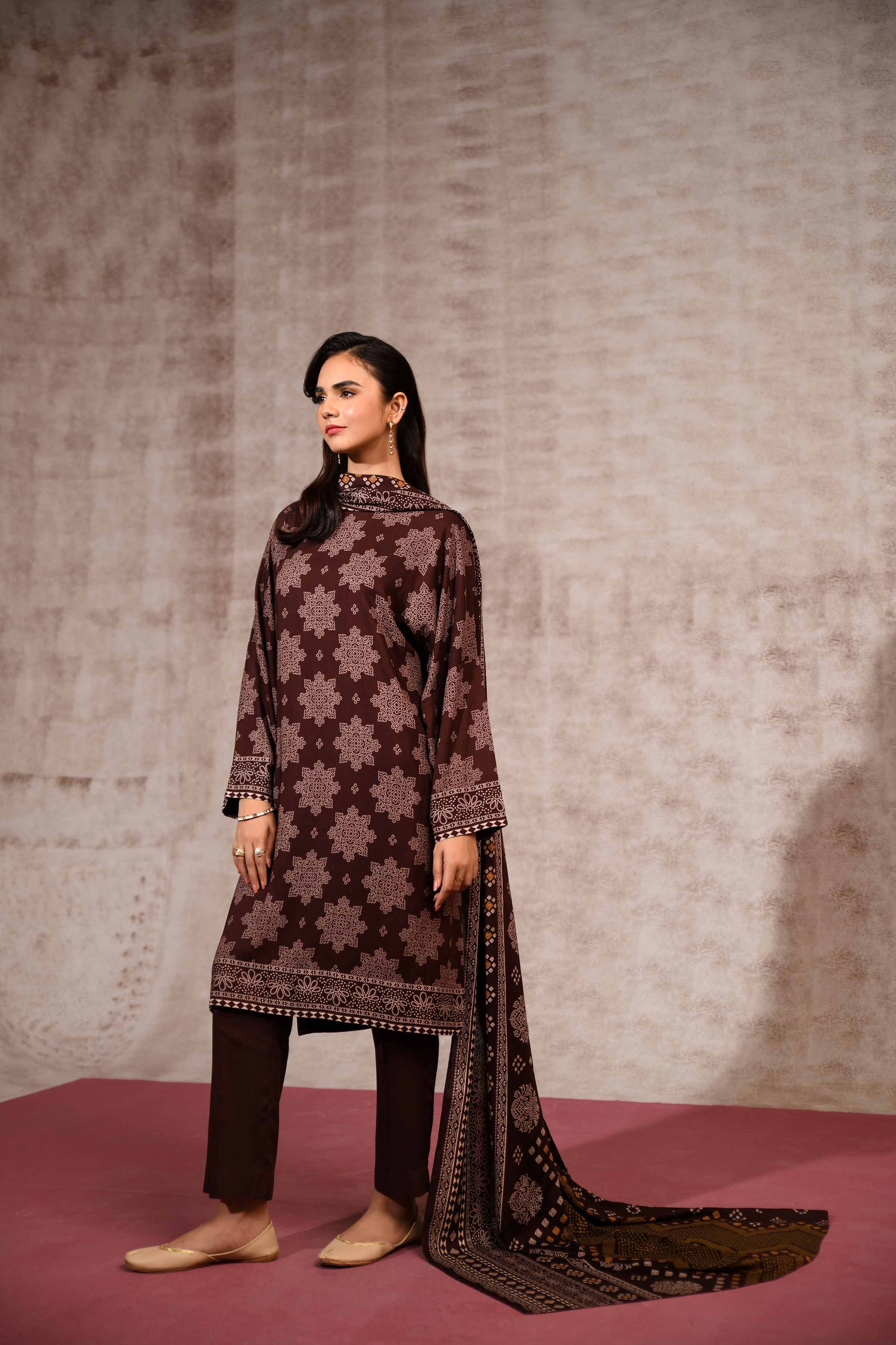 Nishat Stitched Linen 3 Piece 42303183 (124) - Image 4
