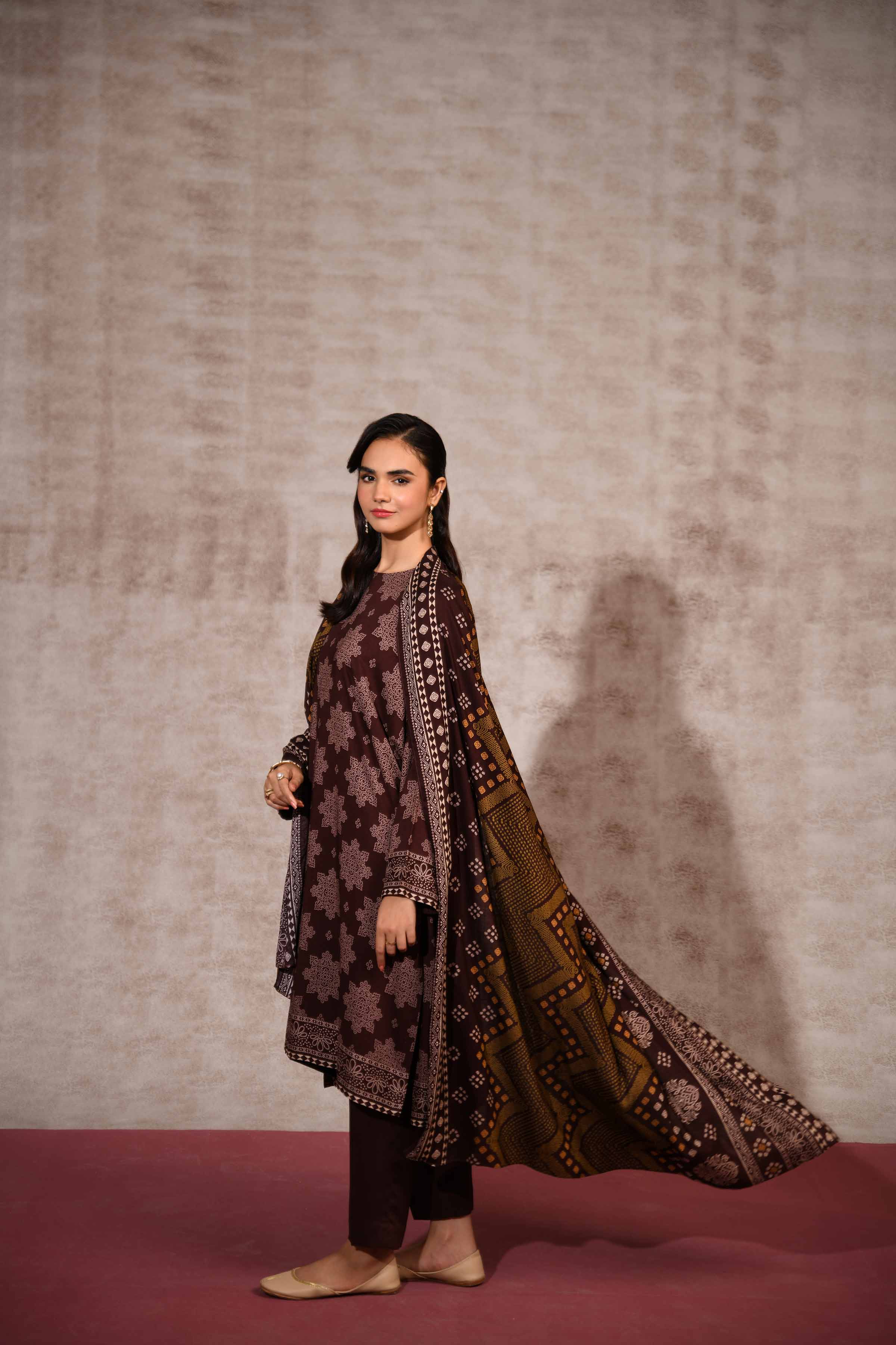 Nishat Stitched Linen 3 Piece 42303183 (124) - Image 5