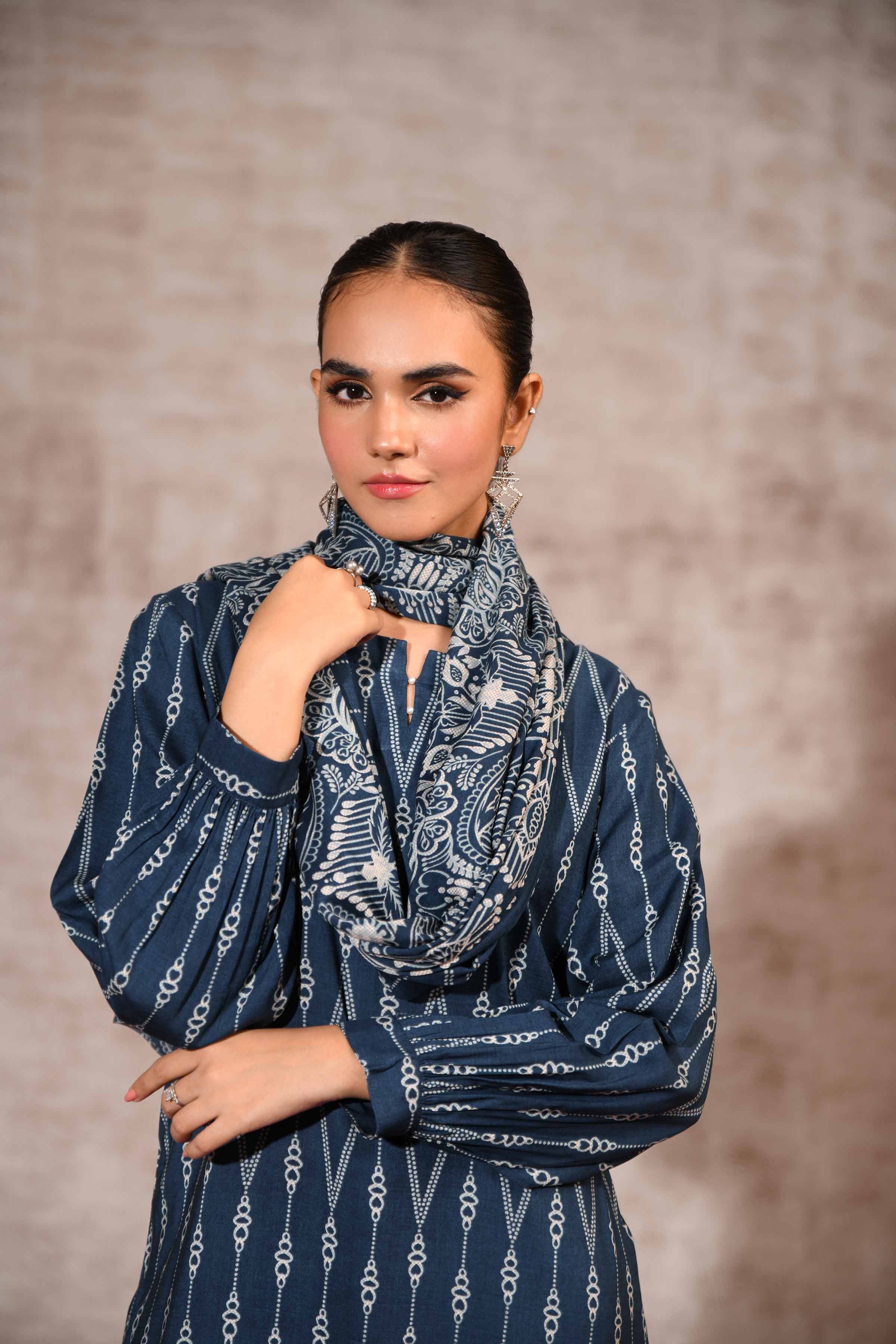 Nishat Stitched Linen 3 Piece 42303186 J(120) - Image 3