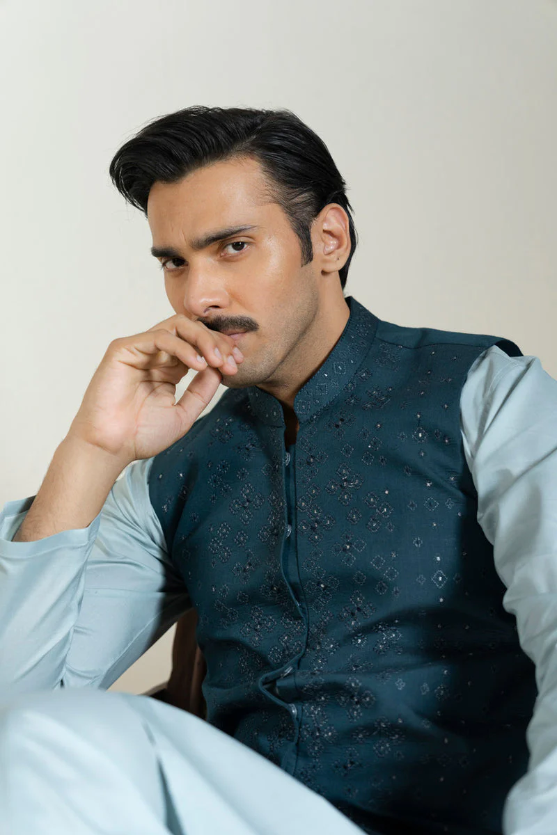 Al Karam Men Waistcoat R-MW-241 - Image 3