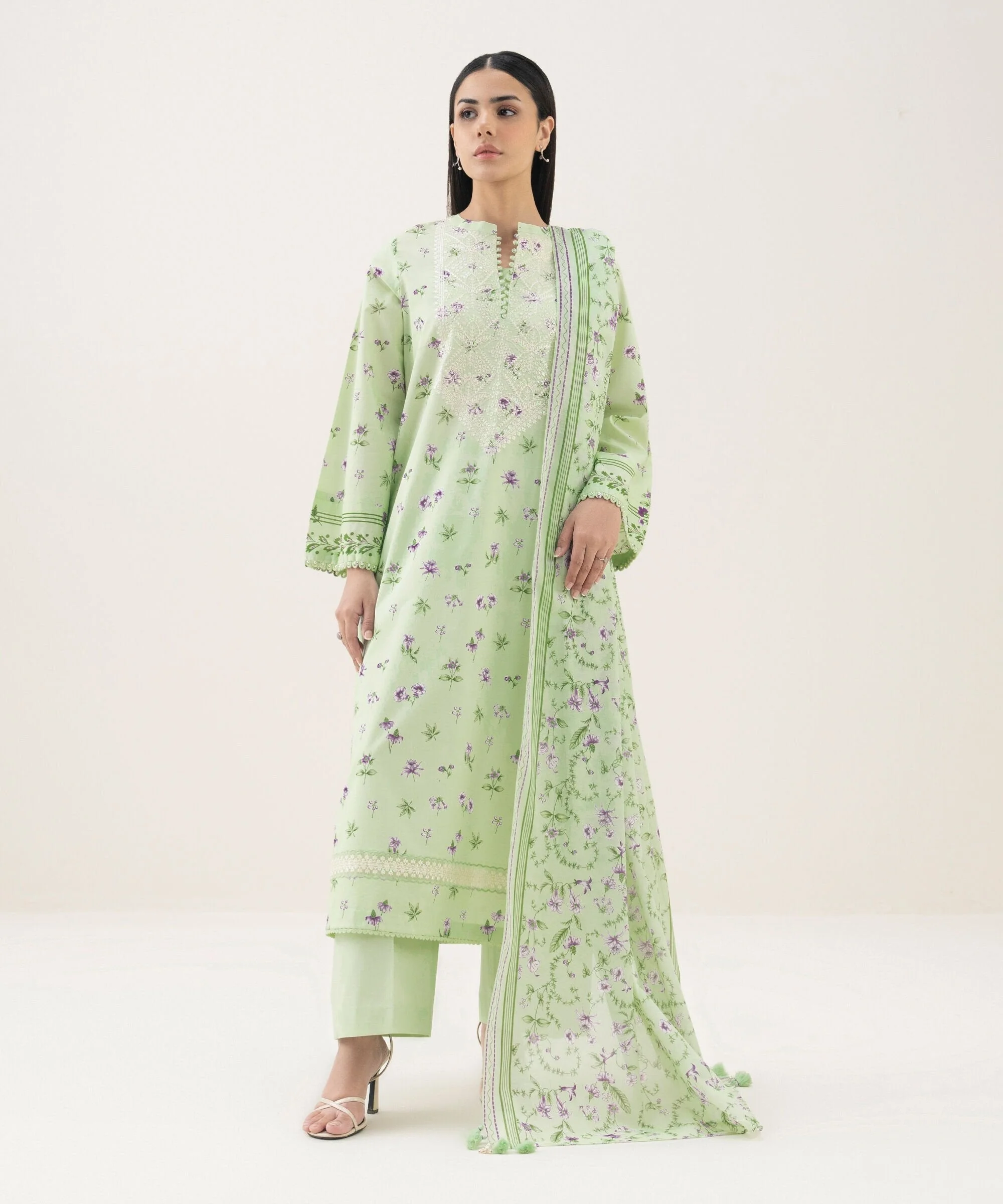 Sapphire Stitched 3 Piece Lawn 3PEDYS26V083 (Y-85) J(12) - Image 2