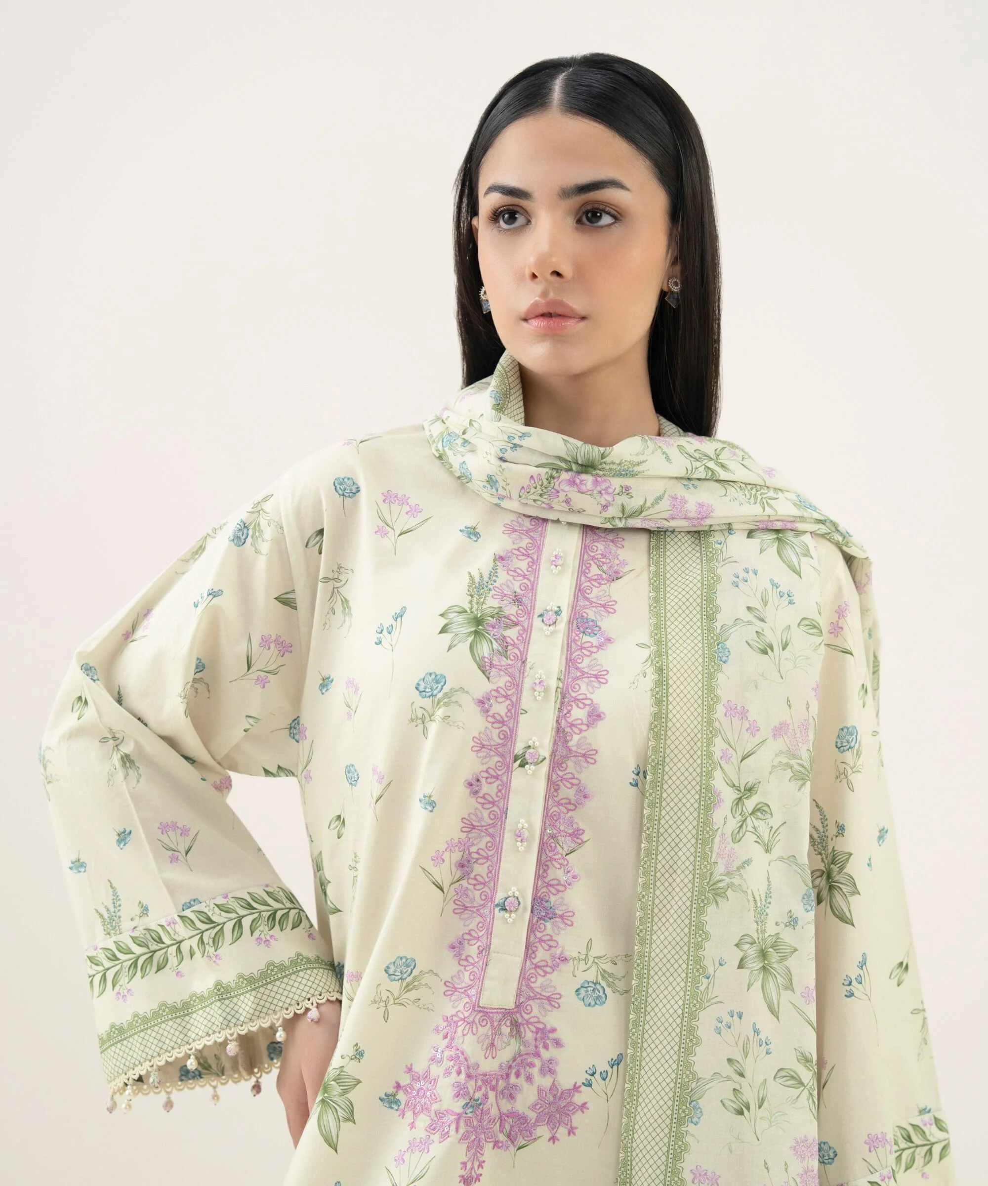 Sapphire Stitched 3 Piece Lawn PEDYS26V084B - Image 2
