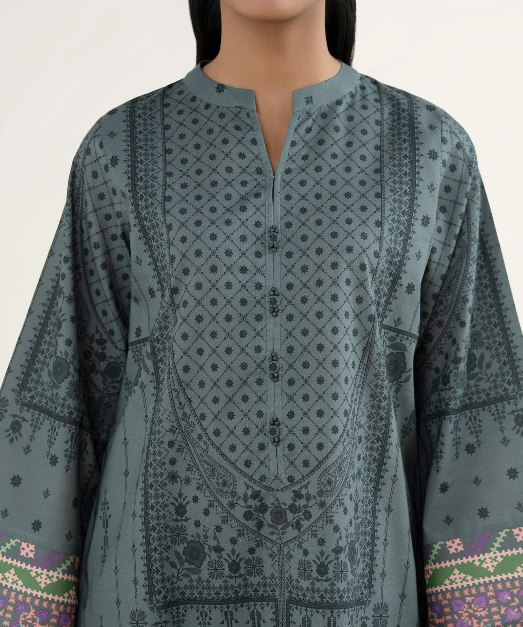 Sapphire Stitched 3 Piece Lawn PESGS26V024B J(ext4) Y185 - Image 5