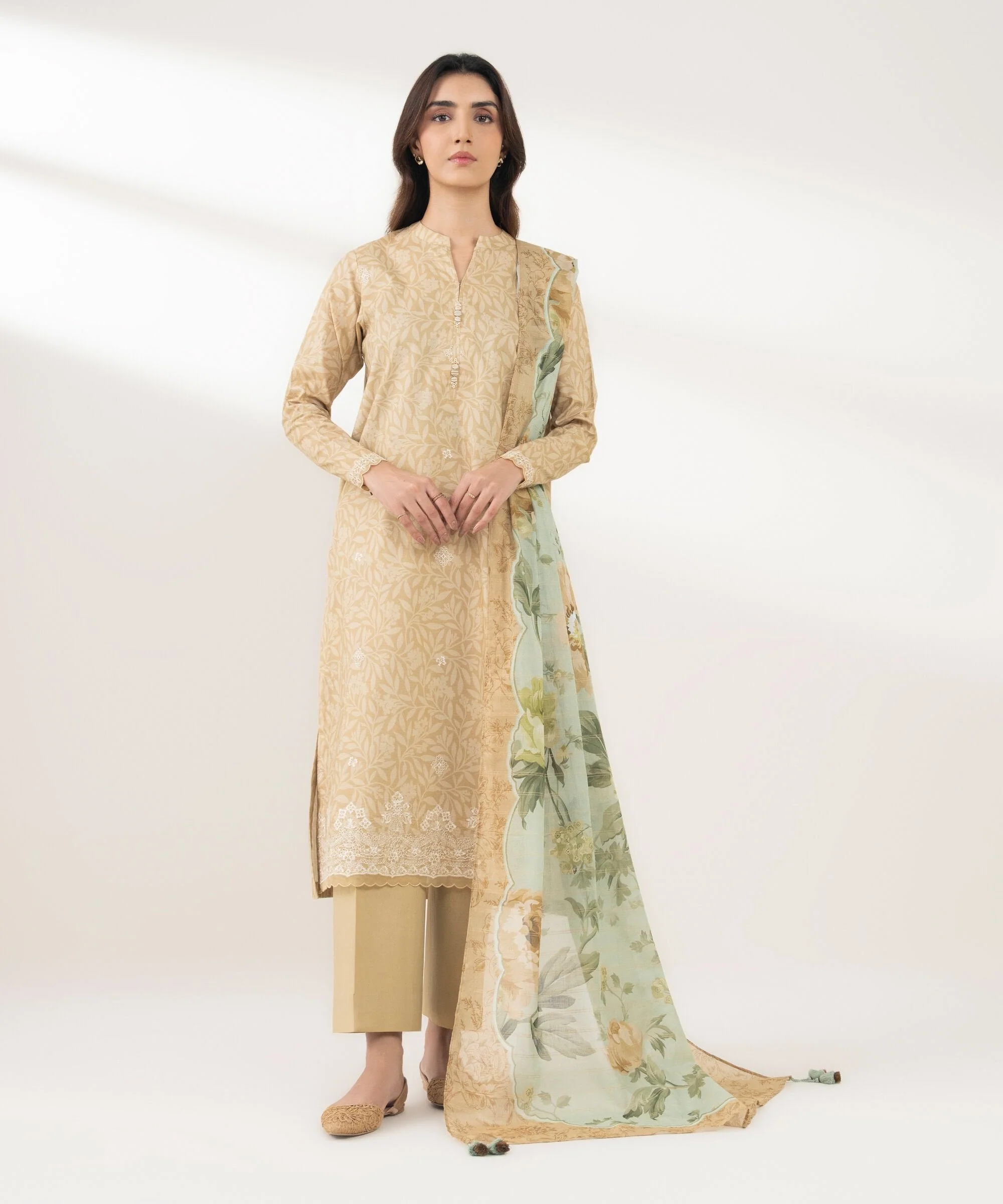 Sapphire Stitched 3 Piece ZARI Lawn EDYS26V0124B (Y-178 185) J(10) - Image 2