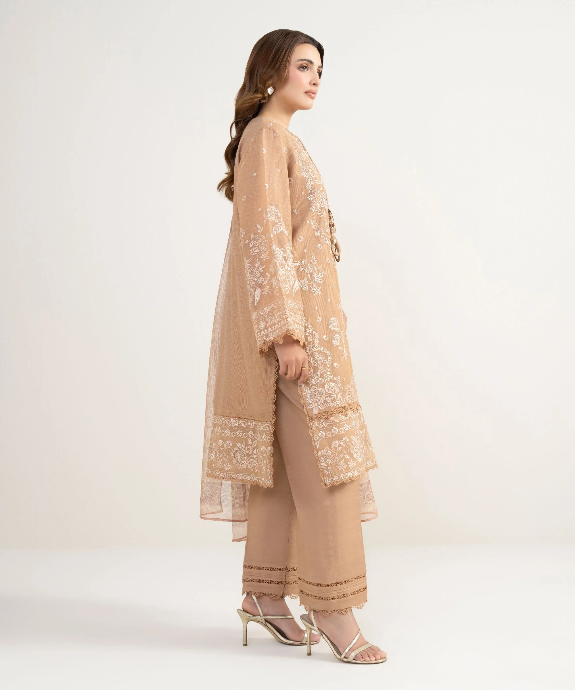 Sapphire Stitched Blended Viscose Khaddi Net 3 Piece U3FE-LXS26V4-13 J(112) Y158 - Image 3