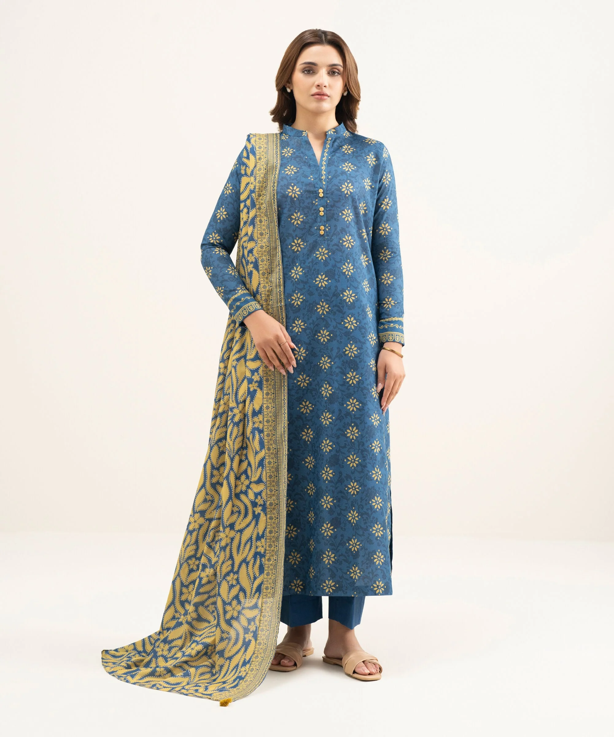 Sapphire Stitched Lawn 2 Piece U3P-DDS26V2-18 JM(60)