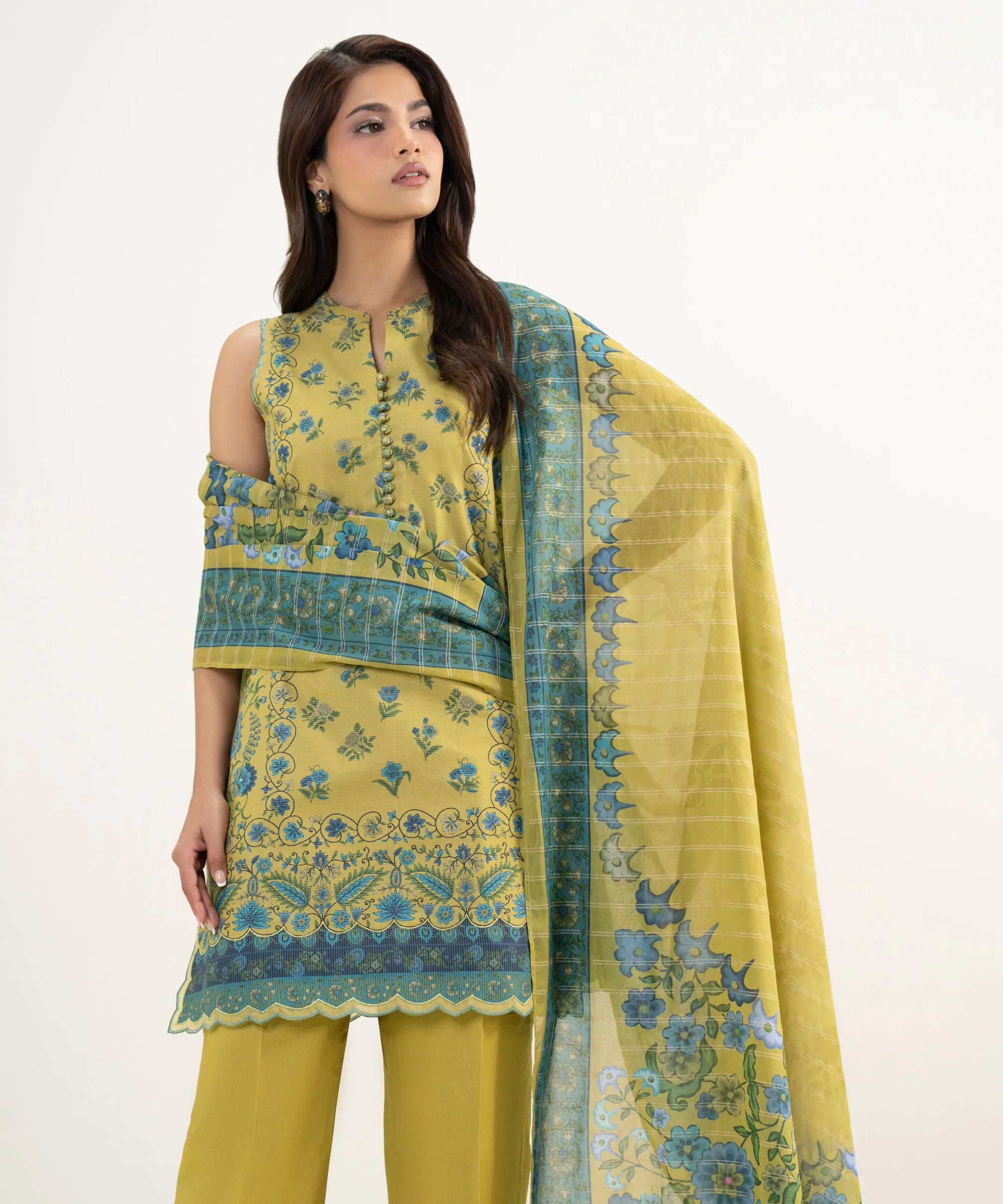 Sapphire Stitched Zari Lawn 3 Piece U3P-DYS26V2-6 J(17&18) Y156 - Image 2